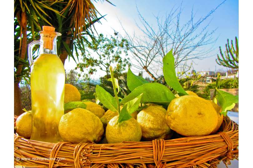 Aprile Ad Ischia  in Centro 4 Notti dal19.04 al 23.04 