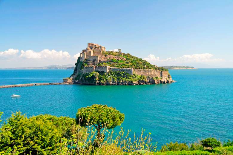 Offerta Aprile ad Ischia Porto 7 Notti dal 12.04 al19.04